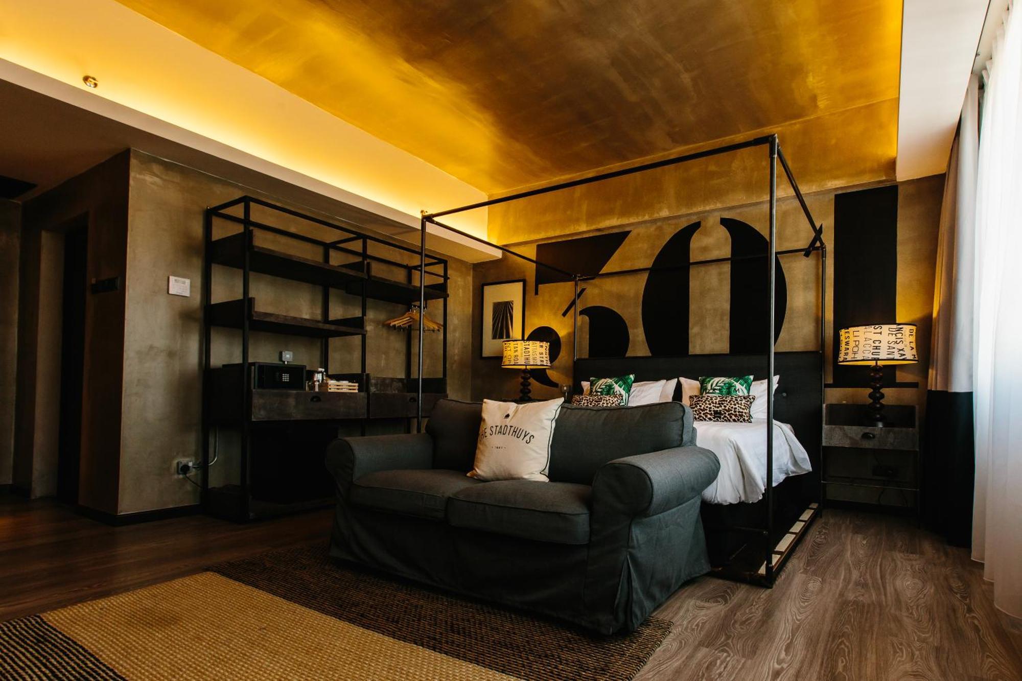 Premier King Room